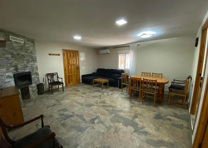 Finca Moderna En Ambiente Rural, Agost