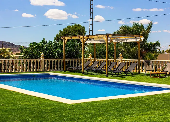 Finca Moderna En Ambiente Rural, Agost