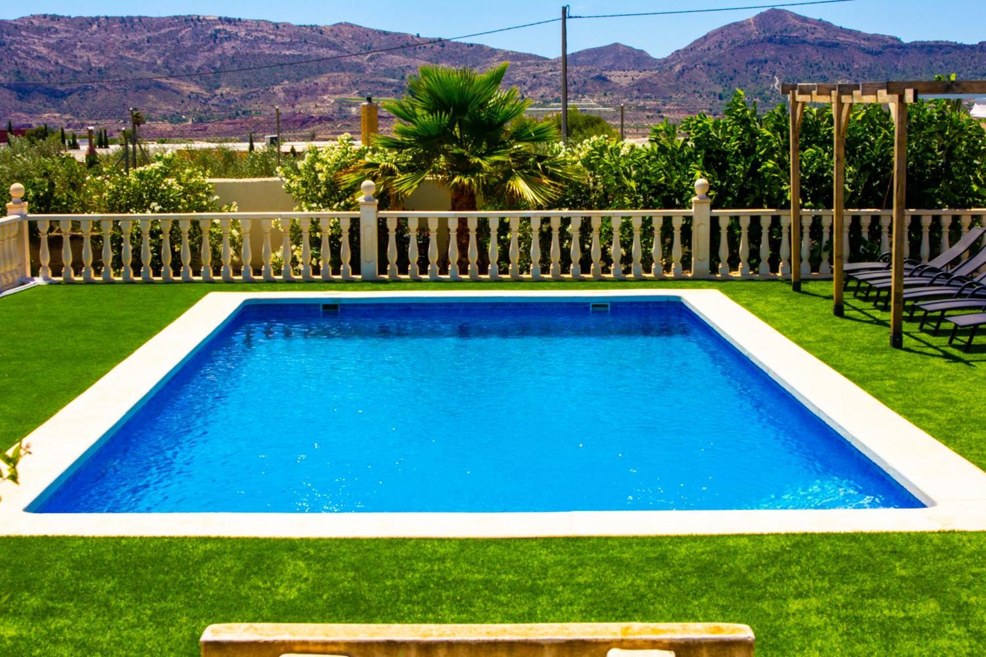Moderna En Ambiente Rural, Agost *