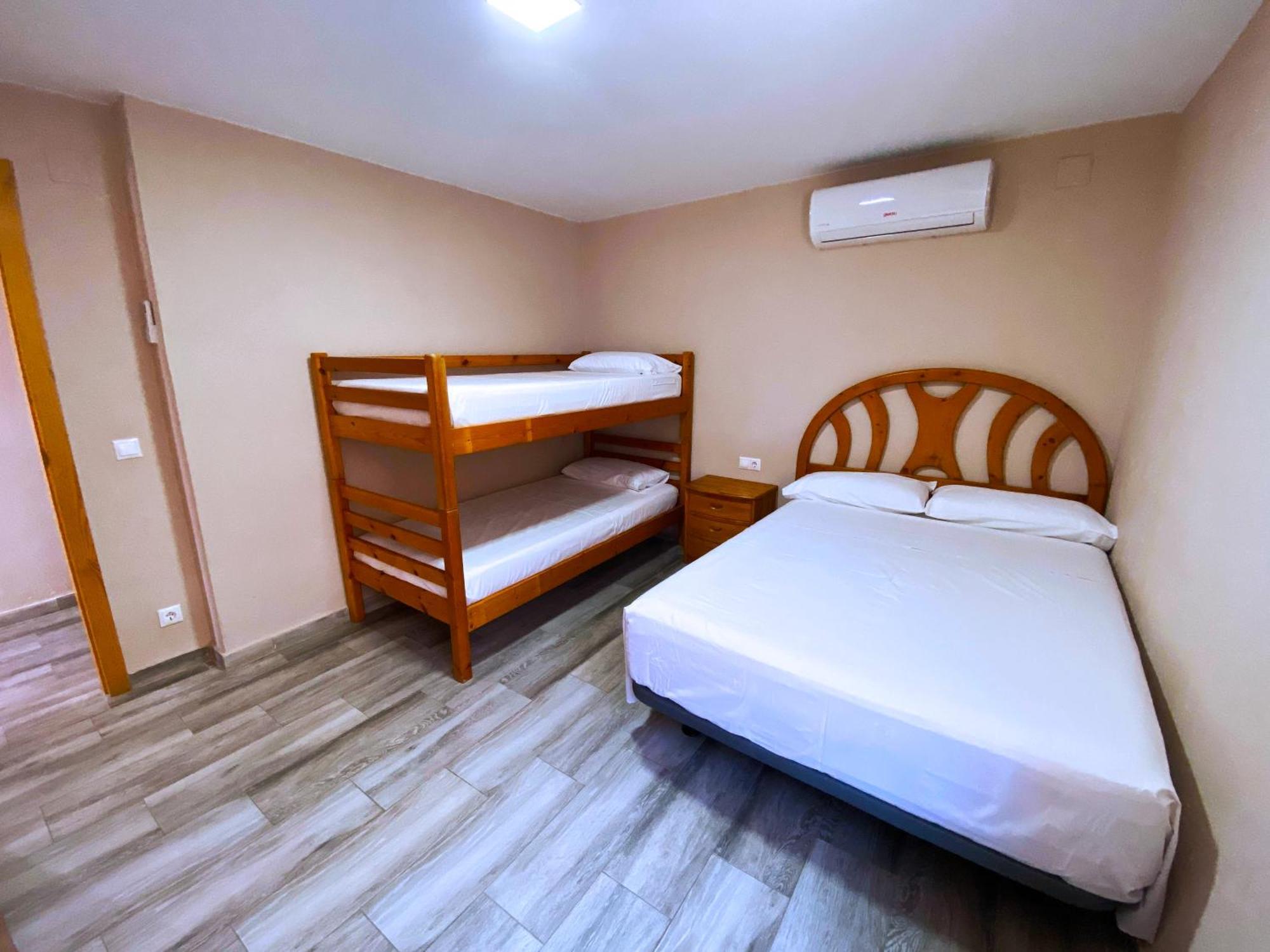 Moderna En Ambiente Rural, Agost Villa